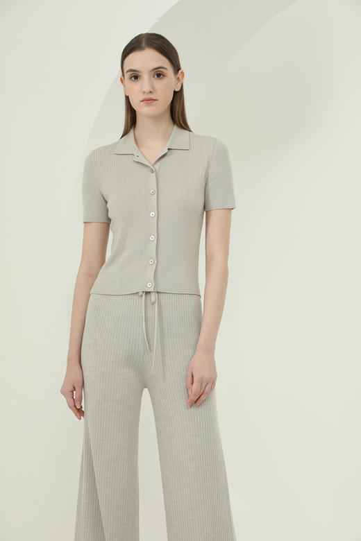 CARA时尚翻领短袖针织开衫	KB221MKC0004 商品图2