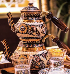 3208965手工紫铜雕花珐琅彩红茶子母壶*