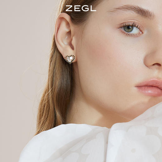 ZEGL设计师爱心耳环女小众设计感高级耳钉新款潮银针耳饰品 商品图5