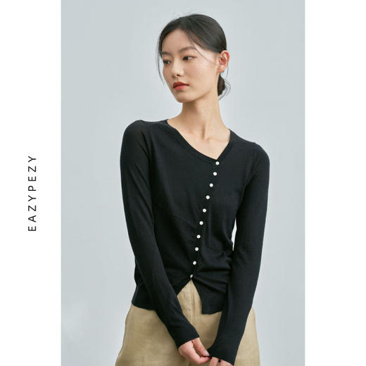 EAZYPEZY 真丝羊绒精纺斜襟针织衫 商品图1