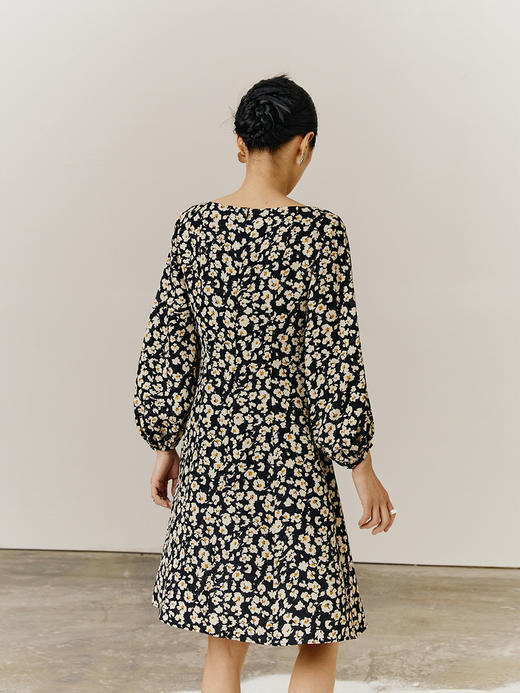 HeyDress斜领碎花连衣裙女抽褶显瘦设计感中长款裙子 商品图4