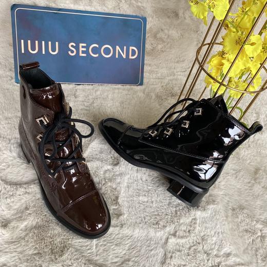 IUIU SECOND 秋冬漆皮时尚水钻绑带马丁靴 商品图4