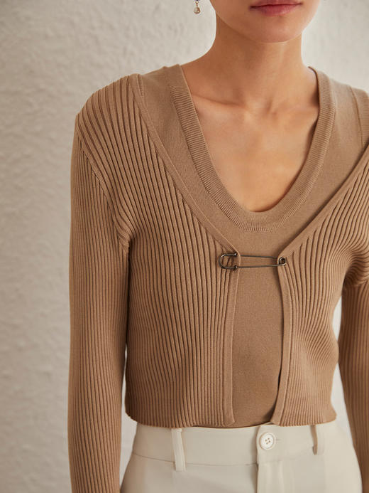 HeyDress别致针织开衫套装女短款黑色U领修身针织上衣 商品图1