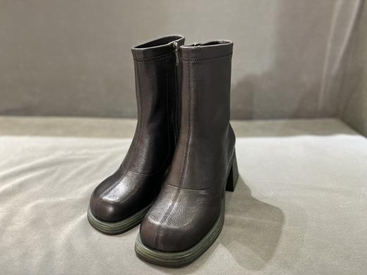 IUIU SECOND 2021冬季新款时尚彩色羊皮粗跟短靴 商品图2