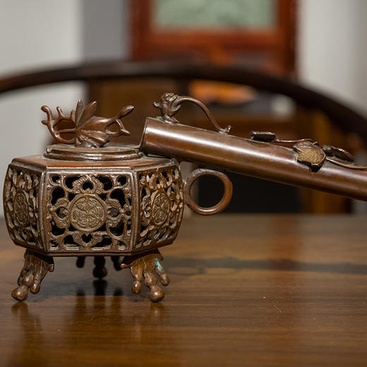 清 铜镂雕葫芦纹暖砚 商品图1