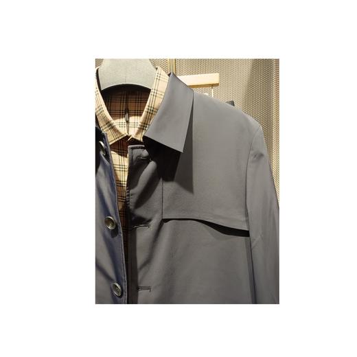 4F 休博派迪风衣 商品图1