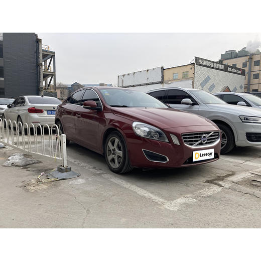 沃尔沃 S60 T5 个性运动版【长租-北京】 商品图2