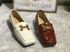 IUIU SECOND 2021秋冬新款方头漆皮复古单鞋马衔扣平底乐福鞋 商品缩略图5