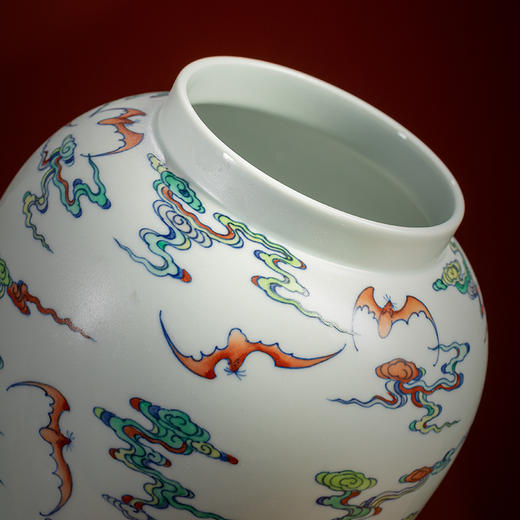 【皇窑】雅玩 手绘粉彩云蝠纹茶叶罐 商品图2