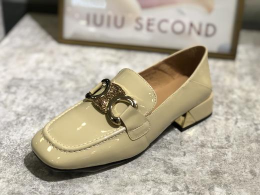 IUIUSECOND2021年牛皮漆革通勤乐福鞋女 商品图3