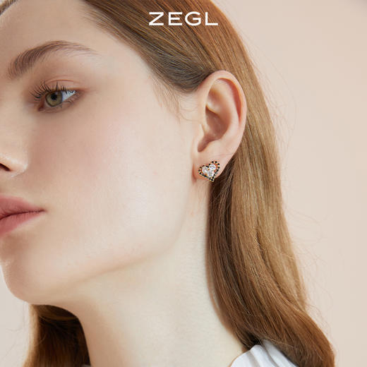 ZEGL设计师爱心耳环女小众设计感高级耳钉新款潮银针耳饰品 商品图3