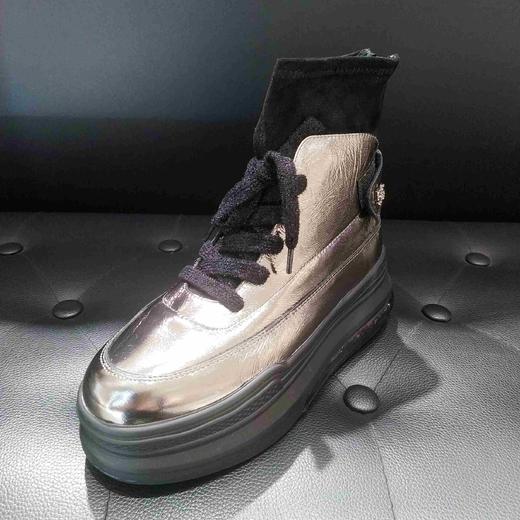 LFGJ 6007 镭射光面厚底松糕鞋 商品图6