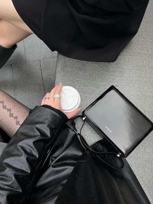 HIDEMI 经典牛皮可拆卸双肩带box豆腐包中号  黑色/冰蓝色/砖红色/开心果绿 商品图8