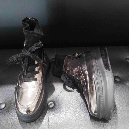 LFGJ 6007 镭射光面厚底松糕鞋 商品图8