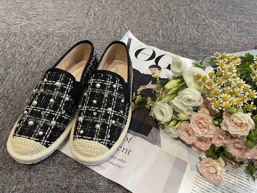 西村名物2021秋季新款编织珍珠单鞋奶奶鞋T21CM34041 商品图0