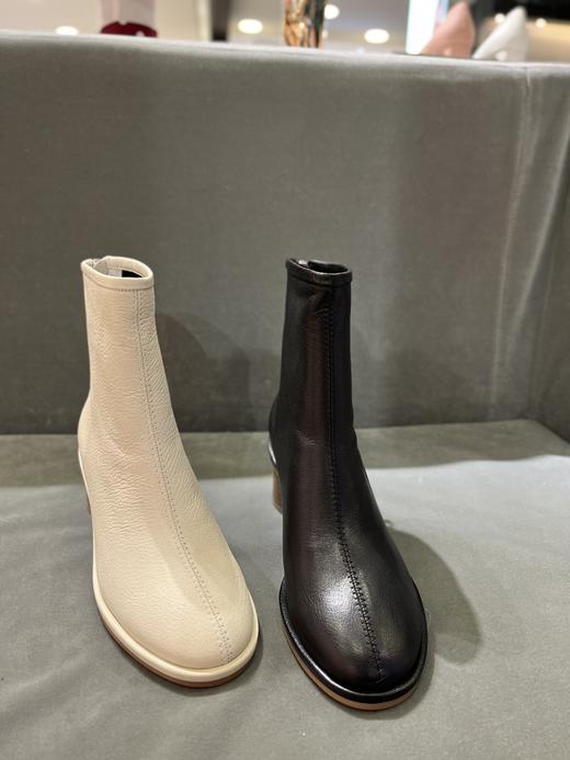 IUIU SECOND 2021冬季新款羊皮粗跟短靴 商品图0