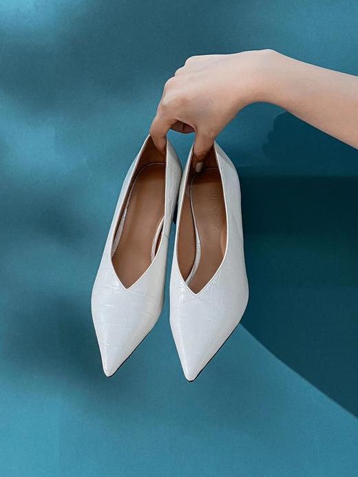 花花品质生活｜深口猫跟鞋 奢品资源团！石头纹油蜡胎牛皮 显瘦优雅百搭时髦显腿长 商品图3