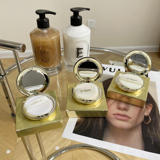 原单品质e大饼欢颜蜜粉粉饼！！便携装4.8g！111802 商品图2