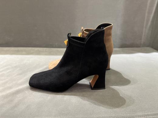 IUIU SECOND 2021冬季新款铆钉绒面粗跟踝靴 商品图1