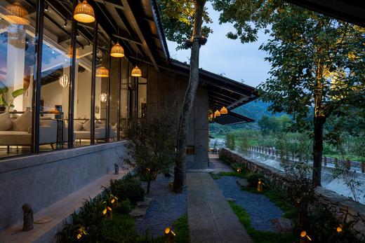 【团建优选·彭州446号院】¥4999起=10房包栋，人均¥185住山里临溪而建の神仙民宿，带地暖QSXZ 商品图1