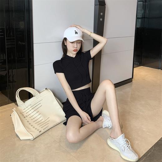 欧洲站2022夏季新款时尚短袖短裤跑步服连帽两件套休闲运动套装女 商品图2