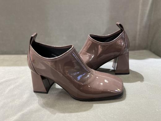 IUIUSECOND 秋冬深口牛皮漆革方头时装鞋女 商品图4