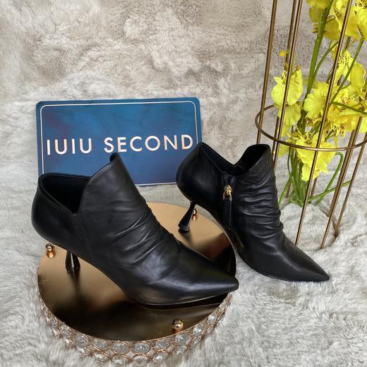IUIU SECOND 秋冬胎牛皮尖头鞋跟踝靴 商品图1