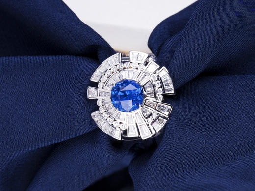 「时光之瞳」矢车菊蓝宝石戒指 3.1克拉蓝宝石 商品图2
