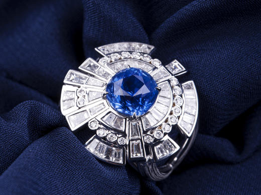 「时光之瞳」矢车菊蓝宝石戒指 3.1克拉蓝宝石 商品图5