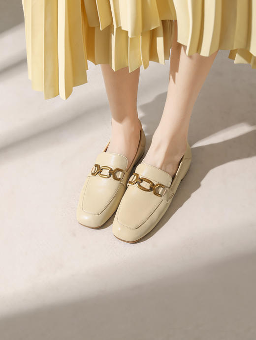 IUIUSECOND 舒软羊皮革通勤乐福鞋女 商品图2