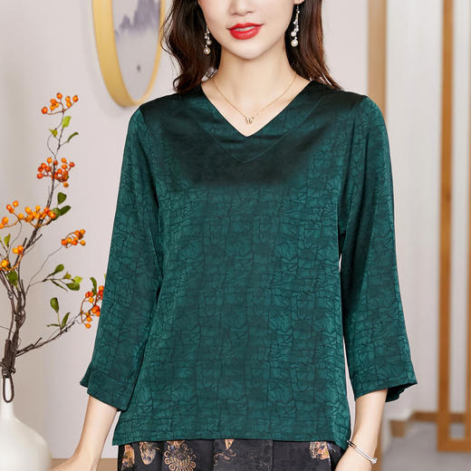 2022春夏新款V领宽松套头大码纯色中袖打底衫上衣纯色T恤  KQL2253 商品图2
