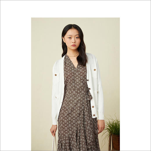 YINER音儿2022春季新款金属钮扣V领针织开衫外套8c32106330 商品图0