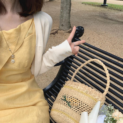 【金蘑菇菇 恋爱预感两件套】糖果色针织小开衫+修身吊带裙 商品图1