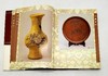 《中国紫砂》，精装，16开，徐秀棠著，上海古籍出版社2005年版，定价128，售价88元，品相9成。 商品缩略图5