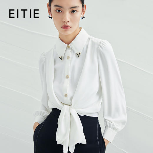 EITIE爱特爱春季新款设计感金属装饰复古气质系带白衬衫A2209913 商品图0