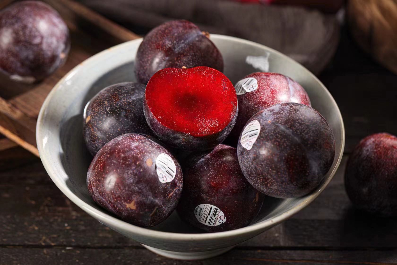 澳洲减肥李又叫胭脂女王李一颗下肚有饱腹感实验测试让人瘦瘦瘦的神奇