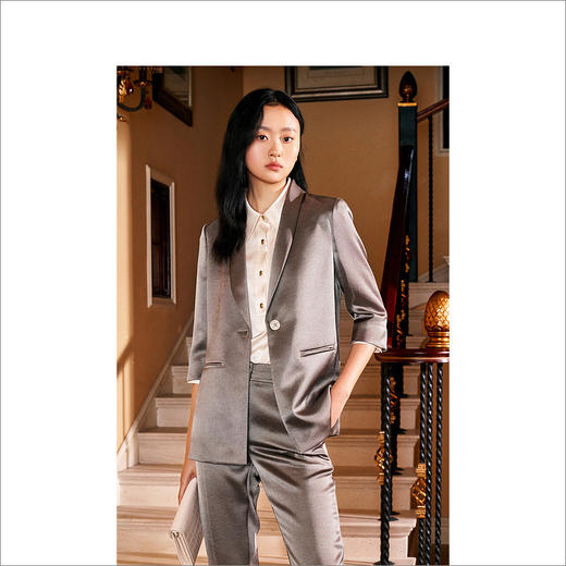 YINER音儿2022春季新款装短外套8c32110410 商品图0