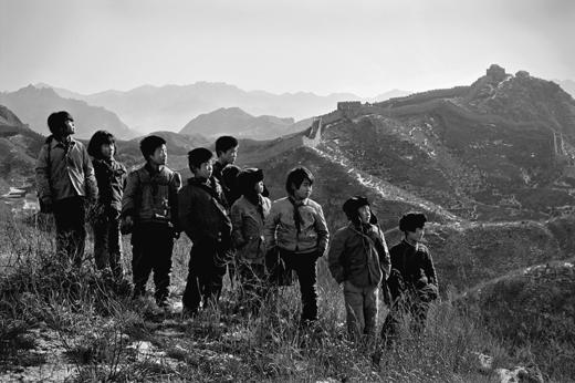 新书推荐｜解海龙收藏级画册《渴望·圆梦——希望工程摄影作品集》礼盒装 商品图3