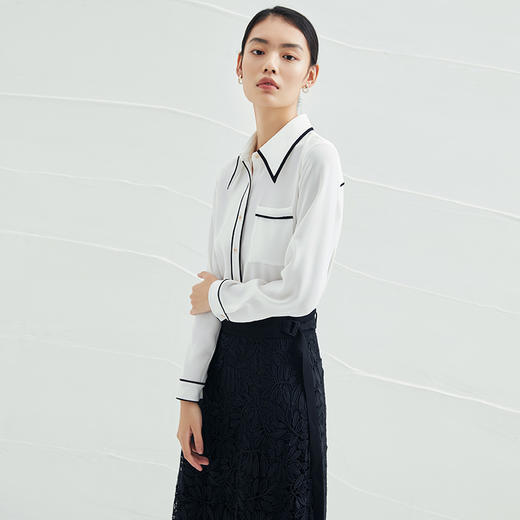 EITIE爱特爱春季新款时尚百搭显瘦撞色上衣气质通勤衬衫A2209907 商品图2