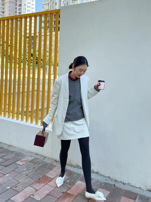 HIDEMI 水泥灰白褶皱做旧感环保皮V领西装皮衣皮裤套装 商品图4