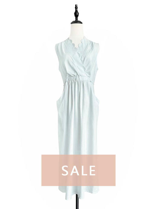 TYNVIE 波浪纹领口大插袋无袖连衣裙-浅蓝色 商品图0