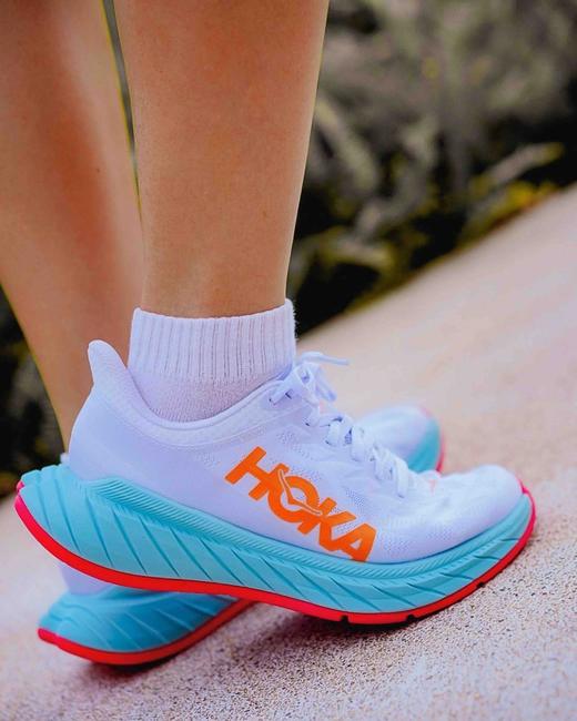 HOKA CARBON X2 全掌碳板跑鞋超轻竞速 专业马拉松缓震 商品图0