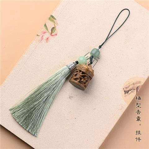 古风绿檀镂空莲花香囊盒子手机链中国风复古香丸香薰挂件女可打开 商品图6