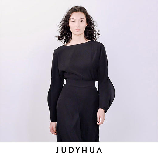 JUDYHUA 弧形袖设计上衣 商品图0