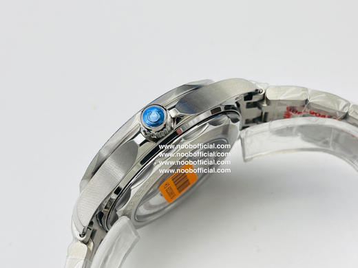 OR厂海马300，OMEGA欧米茄SEAMASTER海马系列海洋宇宙300米300m同轴·至臻天文台表42毫米42mm潜水表210.30.42.20.01.001精钢拉丝表壳 整个手表基于正品原版开模 商品图13