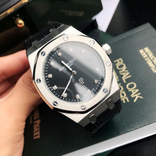 【升级版】爱彼AP 皇家橡树系列 AP15202 搭载进口西铁城 商品图3