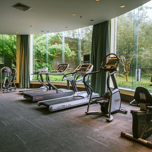 1晚/2晚【黄山奕棋安麓酒店】可用至6月底！入住280㎡皓月别墅，含下午茶、齐云山门票、汉服及高尔夫体验，2晚连住赠中式套餐！赏园林美景，感受徽州底蕴~ 商品图7