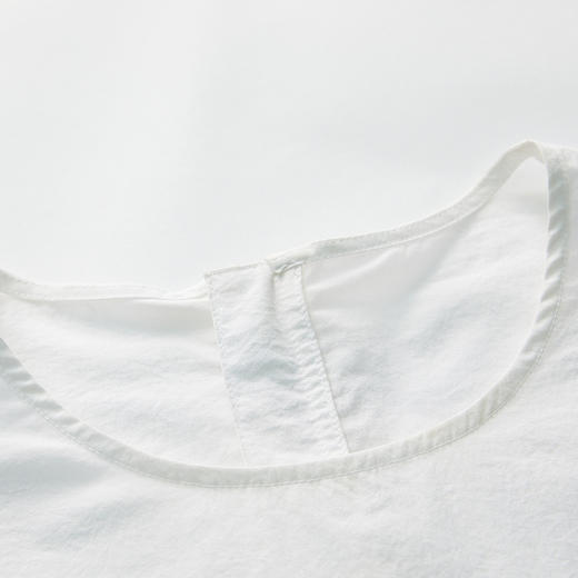 谜底2022春新款简洁时尚优雅双层荷叶袖圆领短袖上衣女221MS0126 商品图3