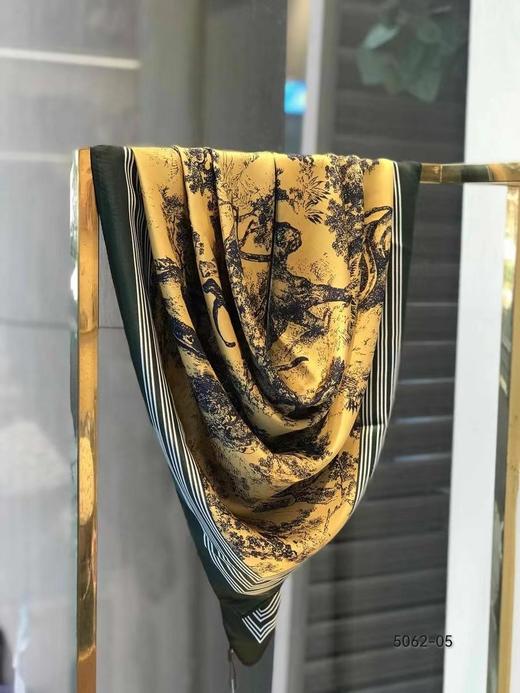 优品堂《轻吟花🌸语》110×110方巾 商品图4