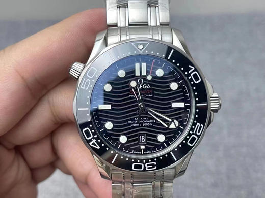 OR厂海马300，OMEGA欧米茄SEAMASTER海马系列海洋宇宙300米300m同轴·至臻天文台表42毫米42mm潜水表210.30.42.20.01.001精钢拉丝表壳 整个手表基于正品原版开模 商品图3